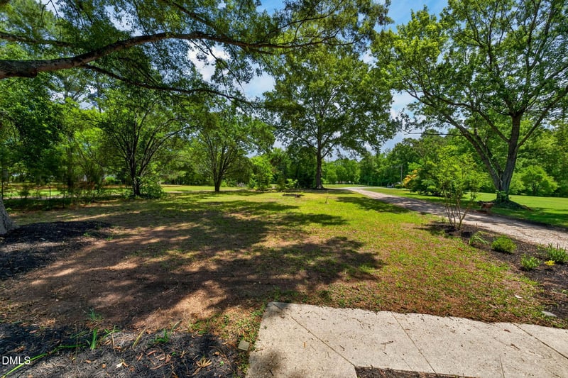 2642 Meyerswood Dr, Apex, NC 27539
