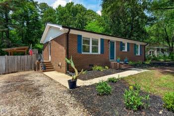 2642 Meyerswood Dr, Apex, NC 27539