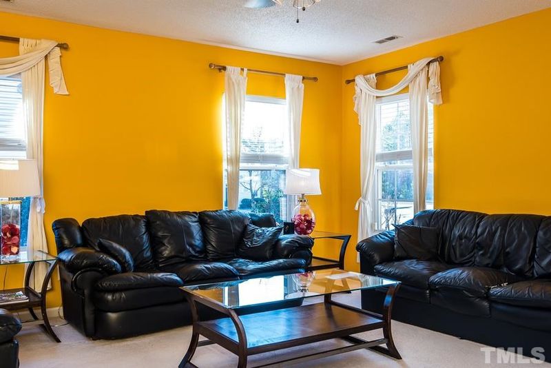 2643 Quarry Springs Rd, Raleigh, NC 27610
