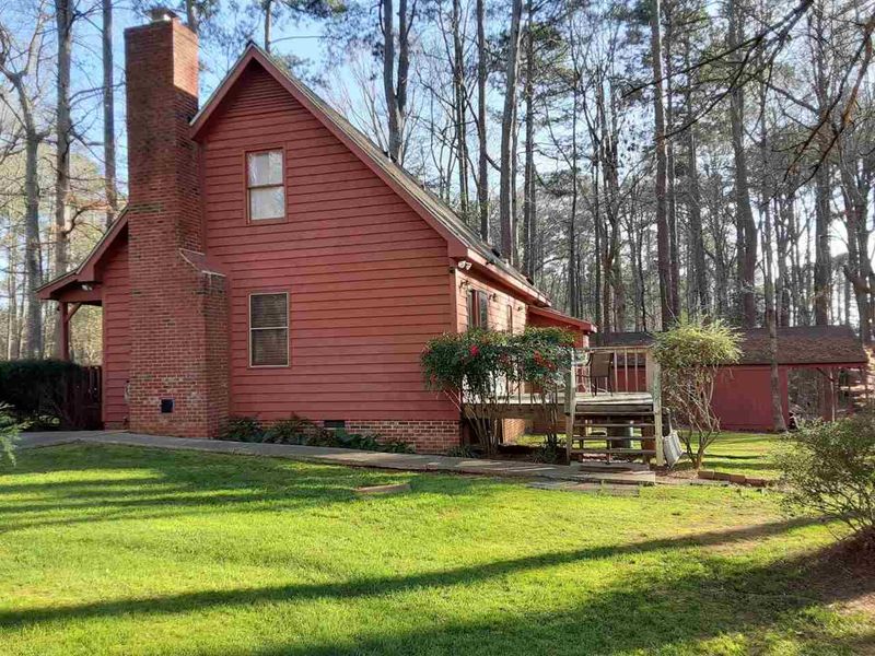 2644 New Oxford Dr, Apex, NC 27539