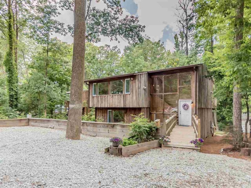 2644 University Dr, Durham, NC 27707