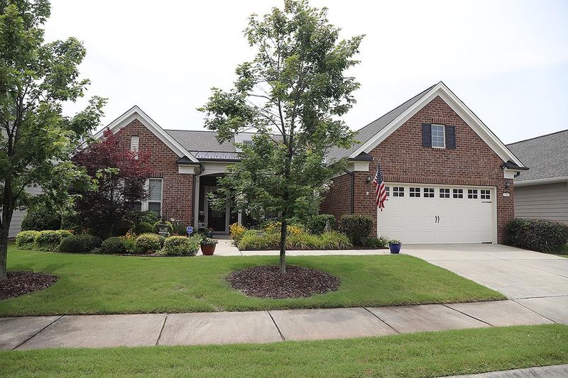 2648 Bloomsbury Manor Dr, Durham, NC 27703