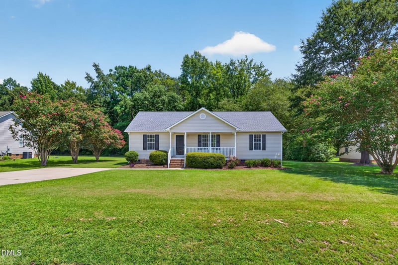 2649 Matthews Rd, Clayton, NC 27520
