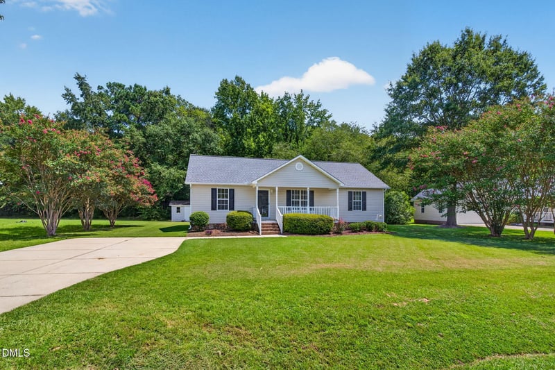 2649 Matthews Rd, Clayton, NC 27520