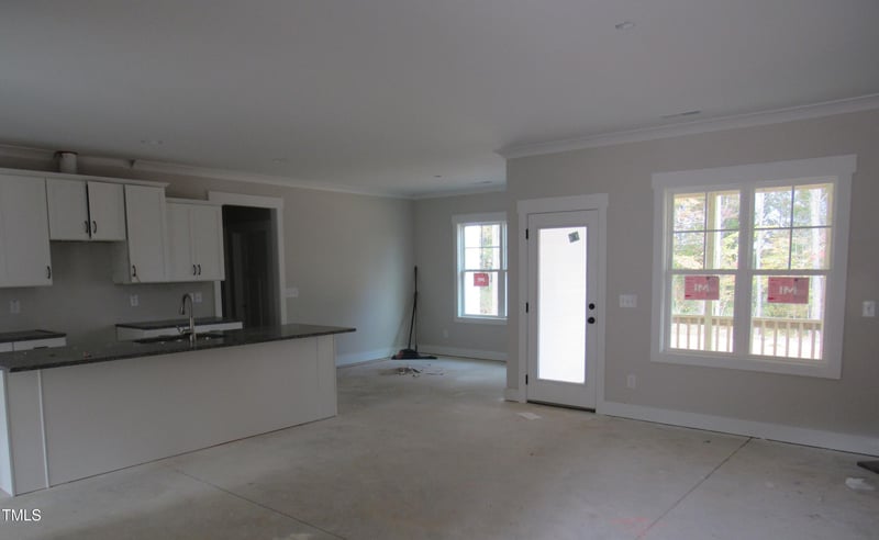 265 Coats Ridge Dr, Benson, NC 27504