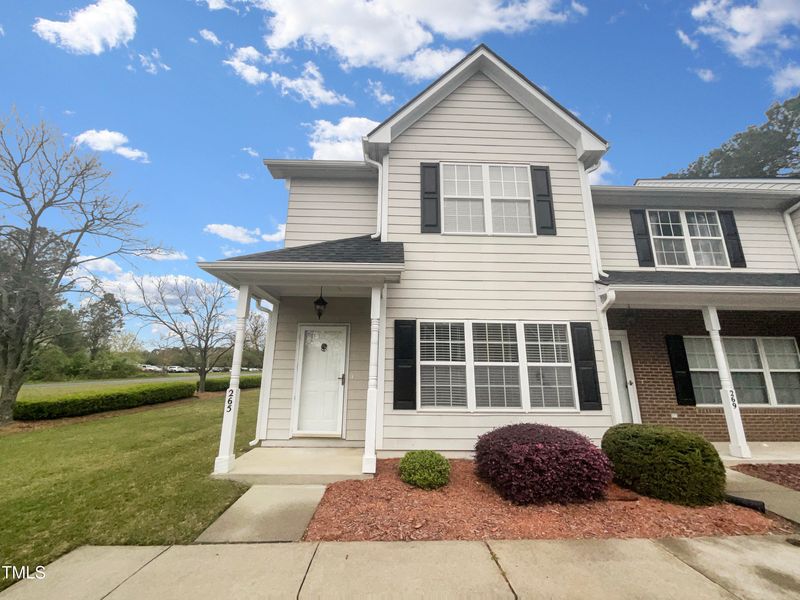 265 Dairy Rd, Clayton, NC 27520