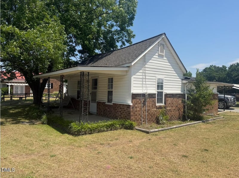 265 Iris Bryant Rd, Erwin, NC 28339