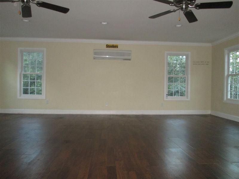 265 Mystic Wolf Ln, Sanford, NC 27332