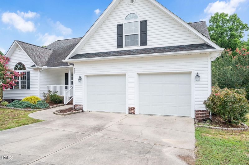265 Rocky Run Ln, Lillington, NC 27546