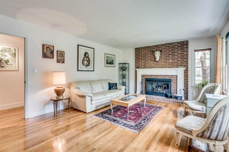 265 Severin St, Chapel Hill, NC 27516