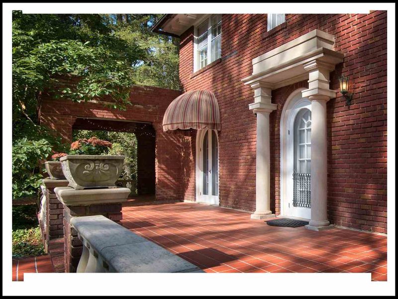 2650 University Dr, Durham, NC 27707