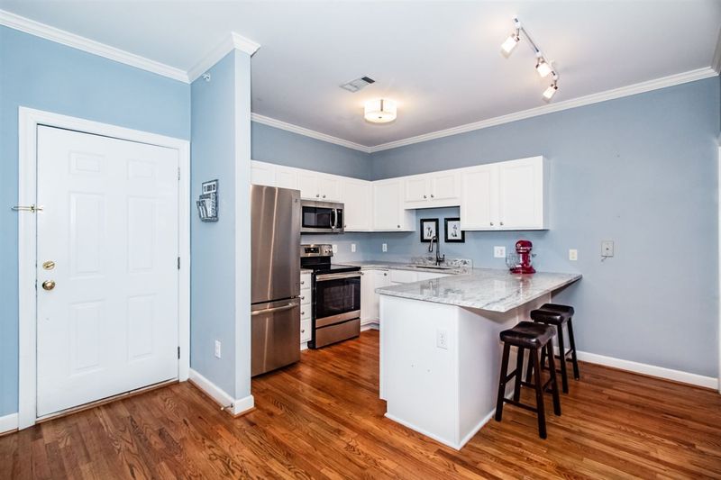 2651 Mellowfield Dr #201, Raleigh, NC 27604