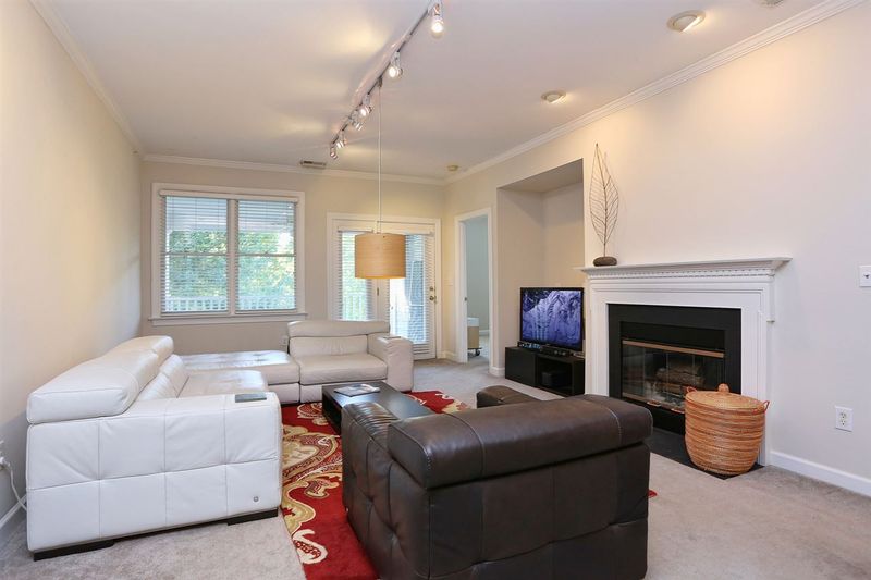 2651 Mellowfield Dr #204, Raleigh, NC 27604