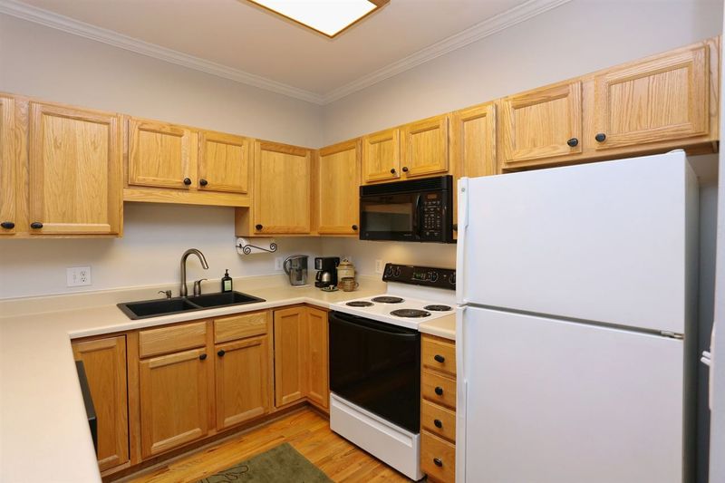 2651 Mellowfield Dr #204, Raleigh, NC 27604