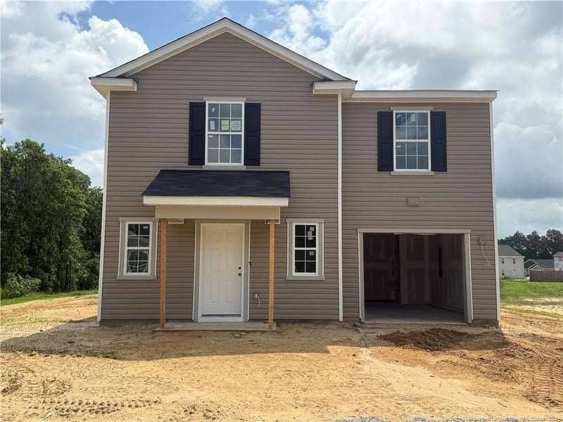 2651 Old Garnet Way, Hope Mills, NC 28348