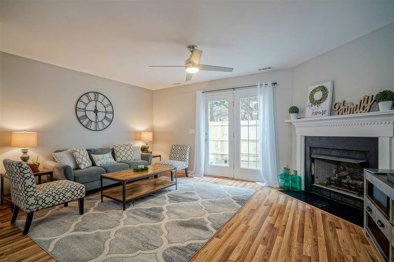 2652 Dwight Pl, Raleigh, NC 27610