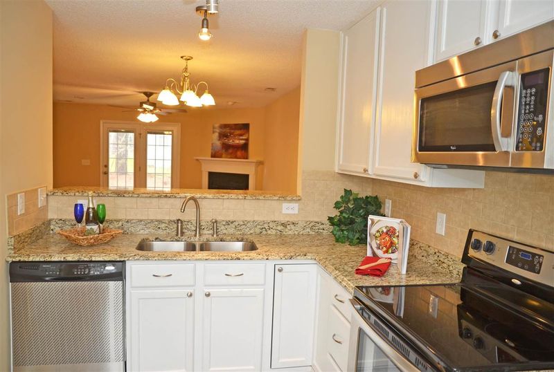 2653 Dwight Pl, Raleigh, NC 27610