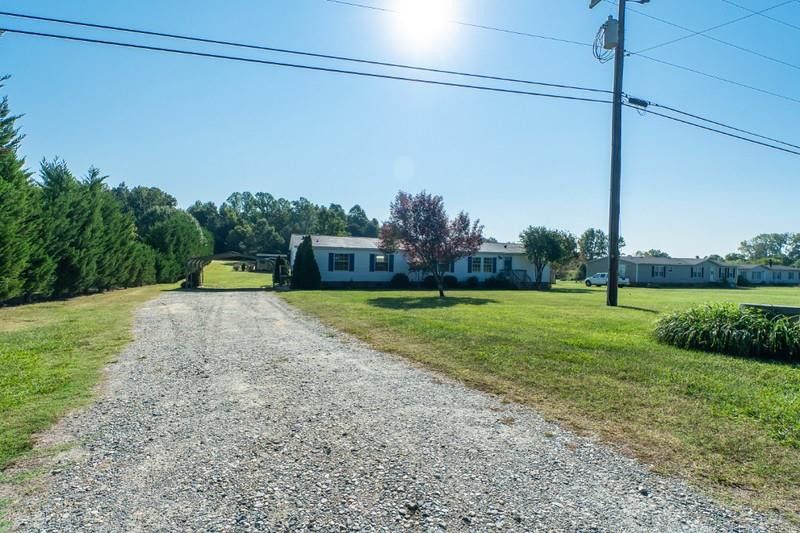 2657 Claude Simpson Rd, Burlington, NC 27217