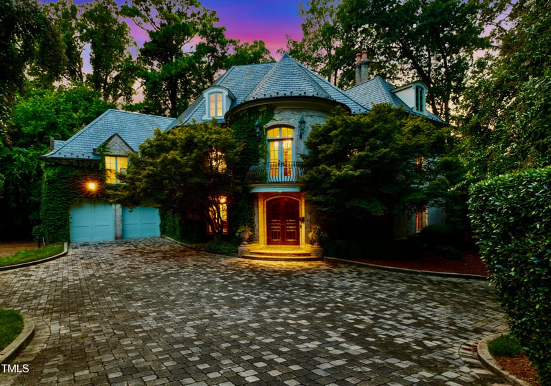 2658 Davis St, Raleigh, NC 27608