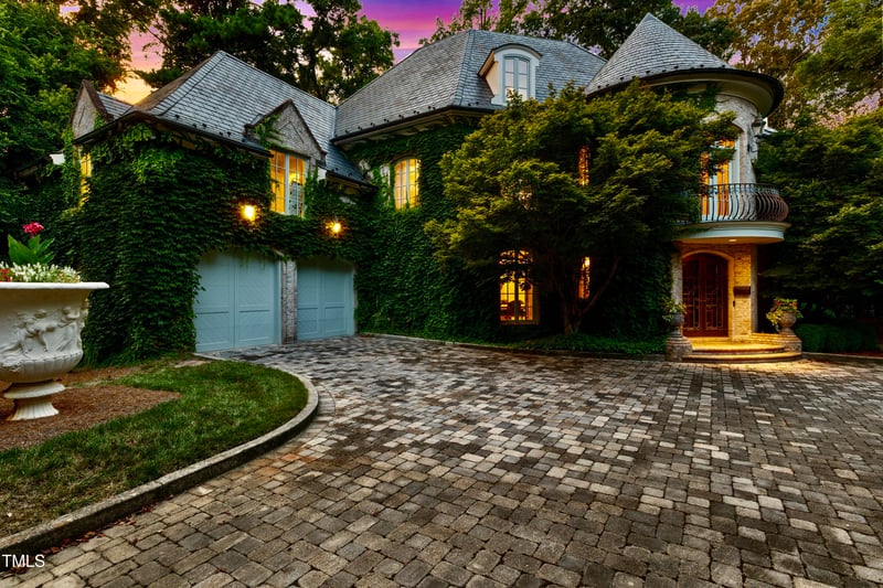 2658 Davis St, Raleigh, NC 27608