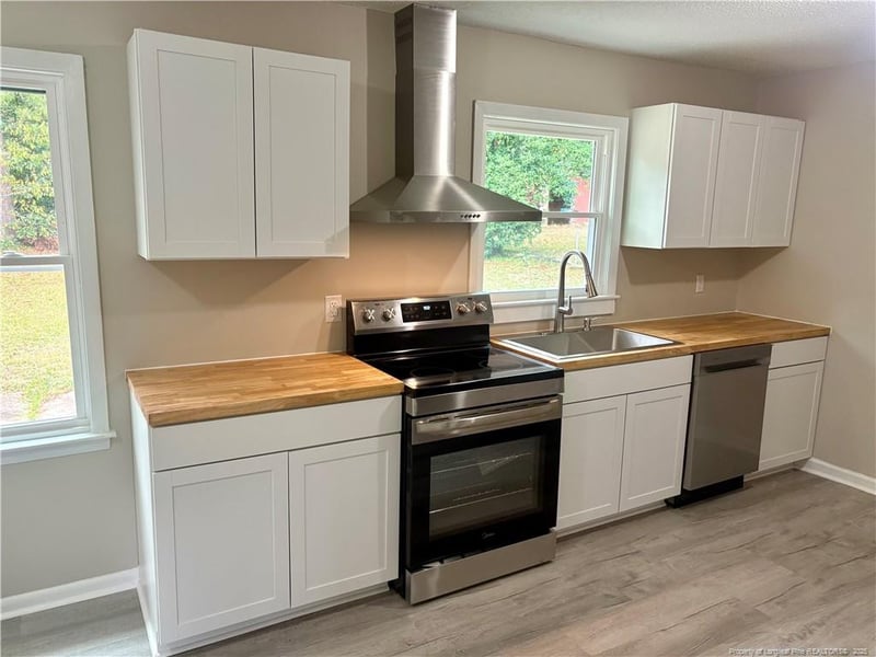 2658 Pine Springs Dr, Fayetteville, NC 28306