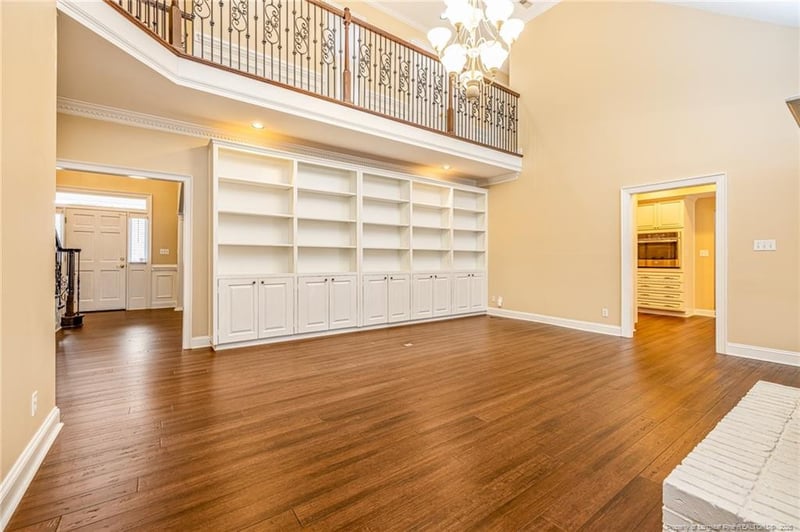 266 Courtyard Ln, Fayetteville, NC 28303