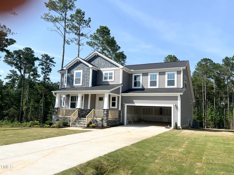 266 Golfview Ave, Benson, NC 27504
