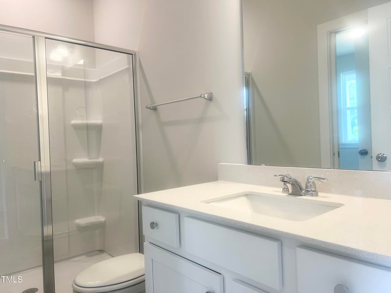 266 Golfview Ave, Benson, NC 27504