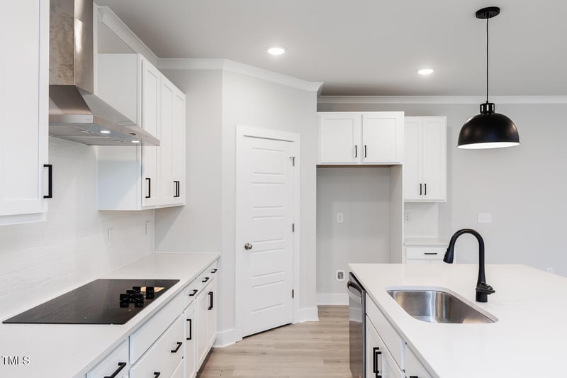 266 Golfview Ave, Benson, NC 27504