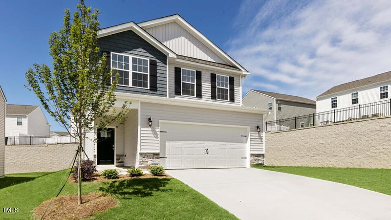 266 Hanging Elm Ln, Fuquay Varina, NC 27526