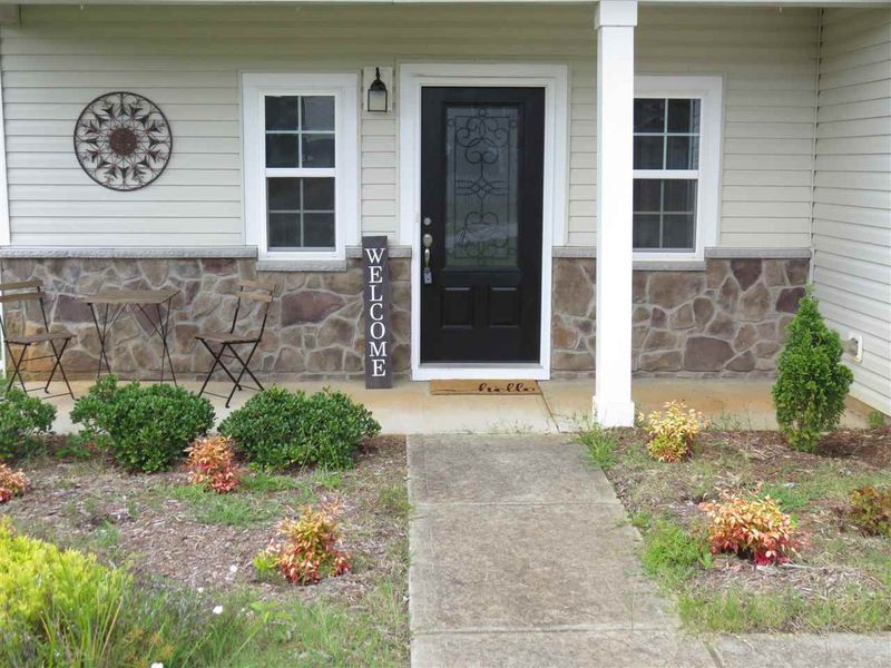 266 Rowan Dr, Clayton, NC 27520