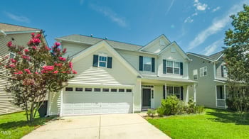 266 Stobhill Ln, Holly Springs, NC 27540