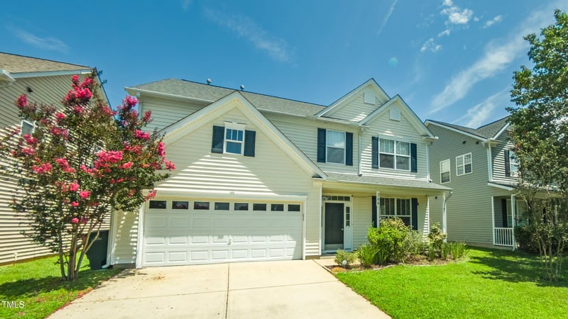 266 Stobhill Ln, Holly Springs, NC 27540