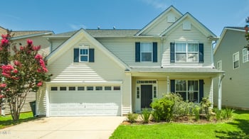 266 Stobhill Ln, Holly Springs, NC 27540