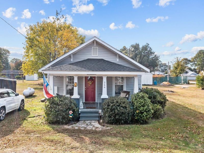 266 E Washington St, Coats, NC 27521