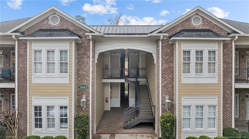 2661 Lockwood Rd #202, Fayetteville, NC 28303