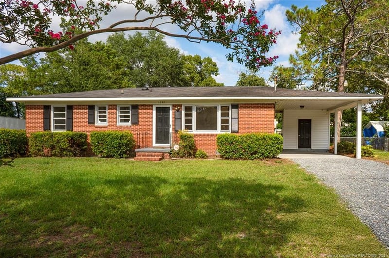 2661 Upchurch Dr, Fayetteville, NC 28306