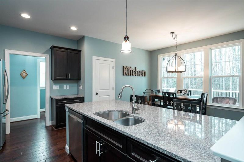 2664 Brighton Bluff Dr, Apex, NC 27539