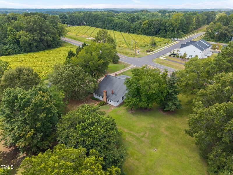 2666 Nc 210 , Lillington, NC 27546