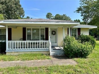 2669 Blossom Rd, Fayetteville, NC 28348