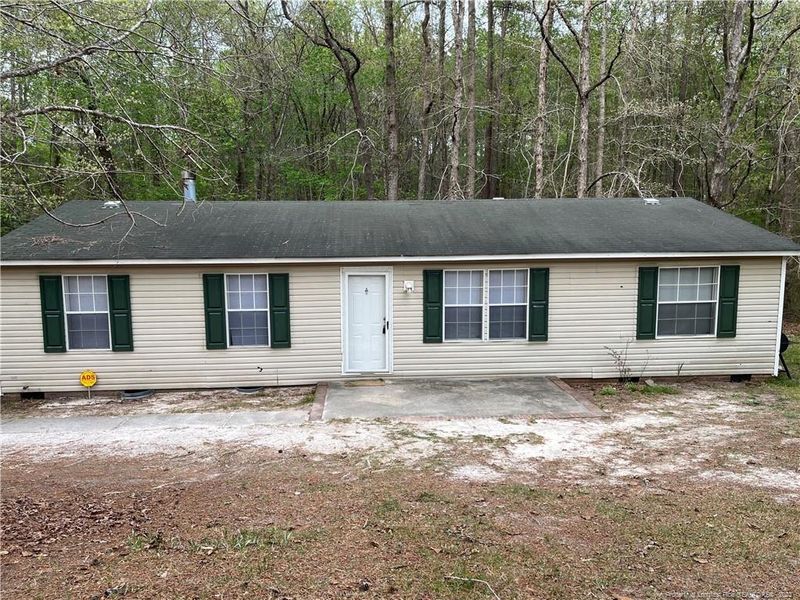 267 Nicole Dr, Sanford, NC 27332