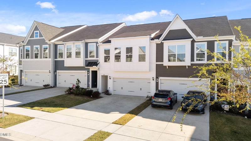 267 Pansy Pk, Clayton, NC 27520