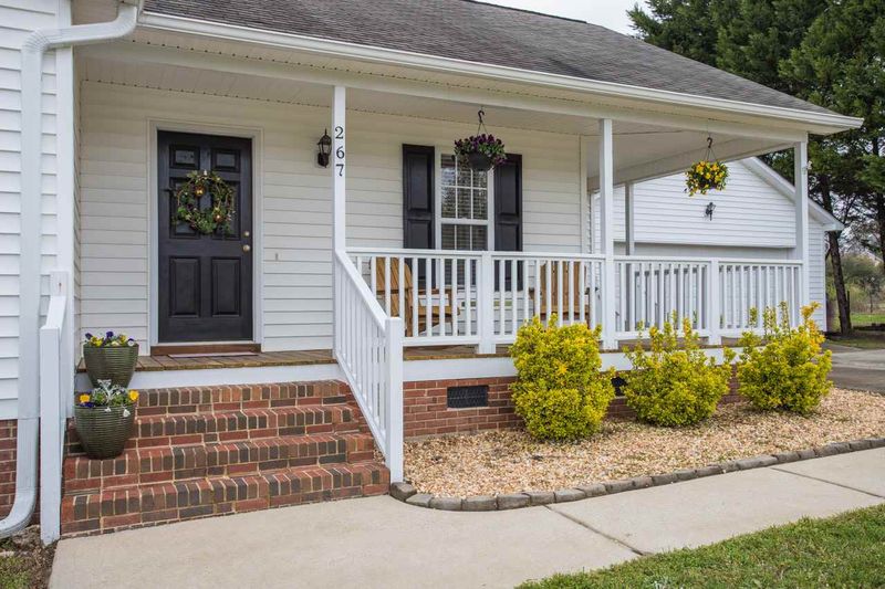 267 Rose Ct, Benson, NC 27504