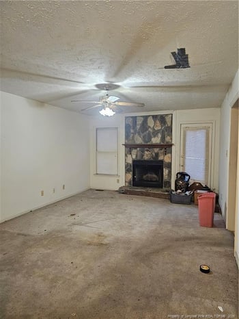 2670 Rivercliff Rd, Fayetteville, NC 28301