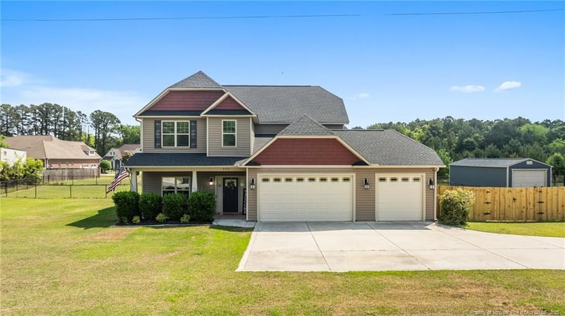 2671 Cypress Lakes Rd, Hope Mills, NC 28348