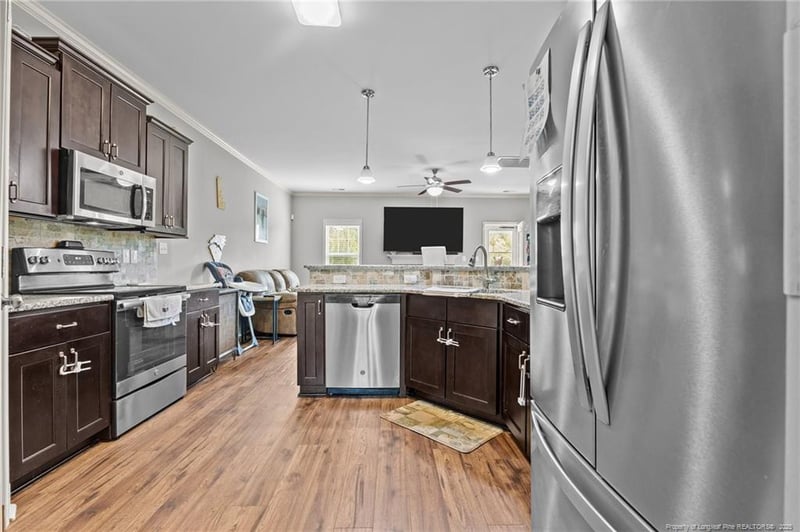 2671 Cypress Lakes Rd, Hope Mills, NC 28348