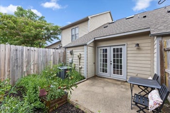 2672 Hitchcock Dr, Durham, NC 27705