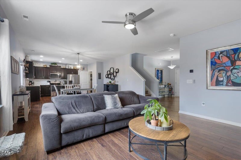 2678 Averon Dr, Fuquay Varina, NC 27526