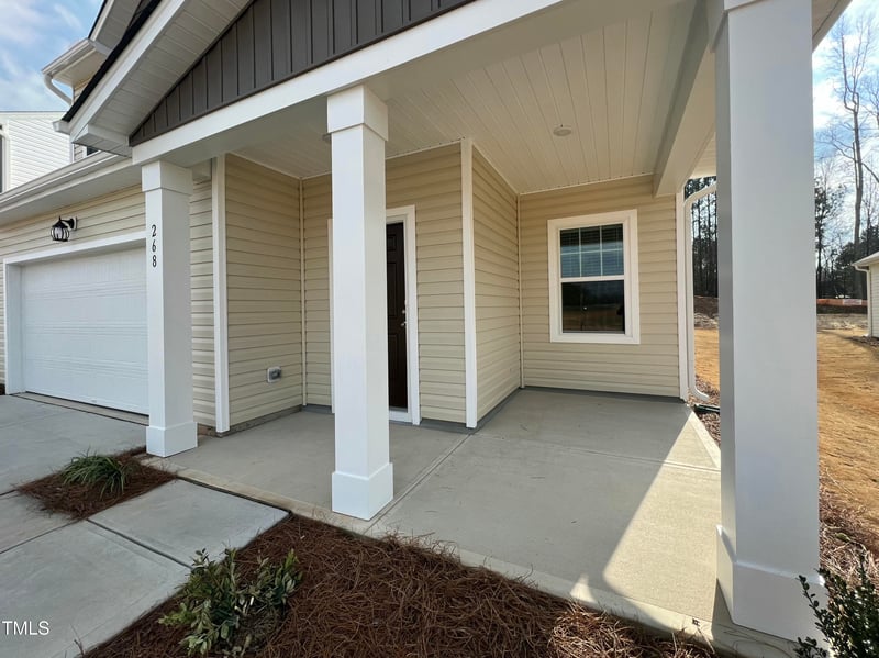 268 Babbling Brook Dr, Clayton, NC 27520