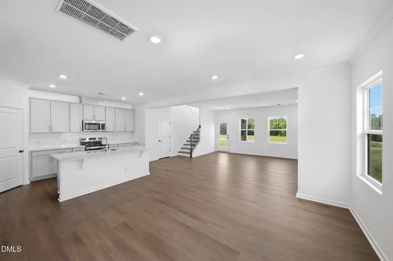 268 Beachcomber Dr, Lillington, NC 27546